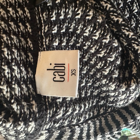 Cabi Turtleneck Sweater - Picture 3 of 5